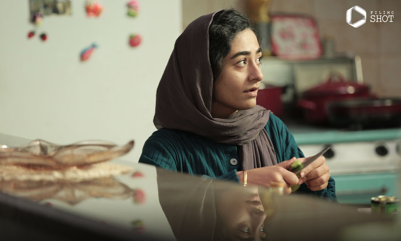 الهام شفیعی در فیلم روزی روزگاری آبادان