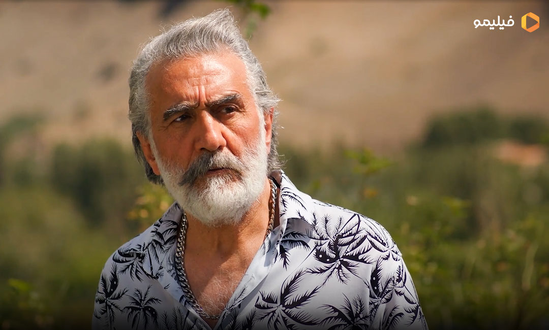 رضا توکلی در سریال کمدی جادوگر 