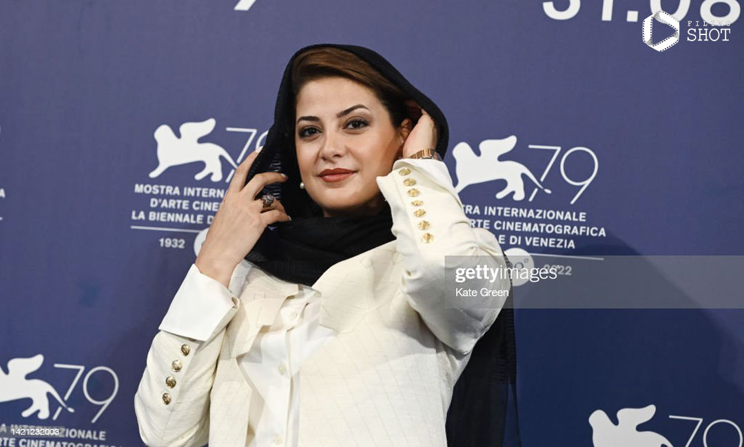 طناز طباطبایی در مراسم فوتوکال فیلم بی رویا در جشنواره فیلم ونیز 2022