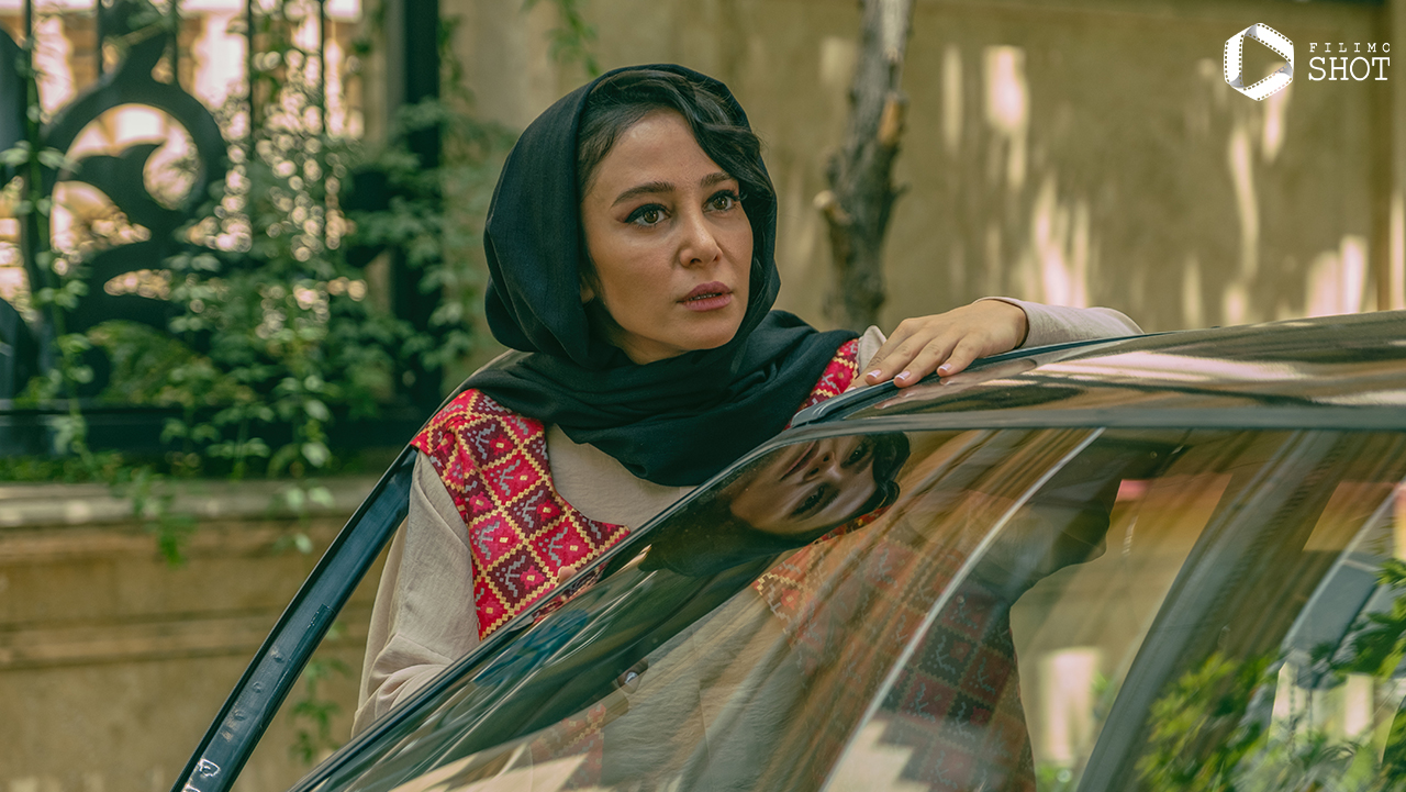 الناز حبیبی در فیلم تمساح خونی